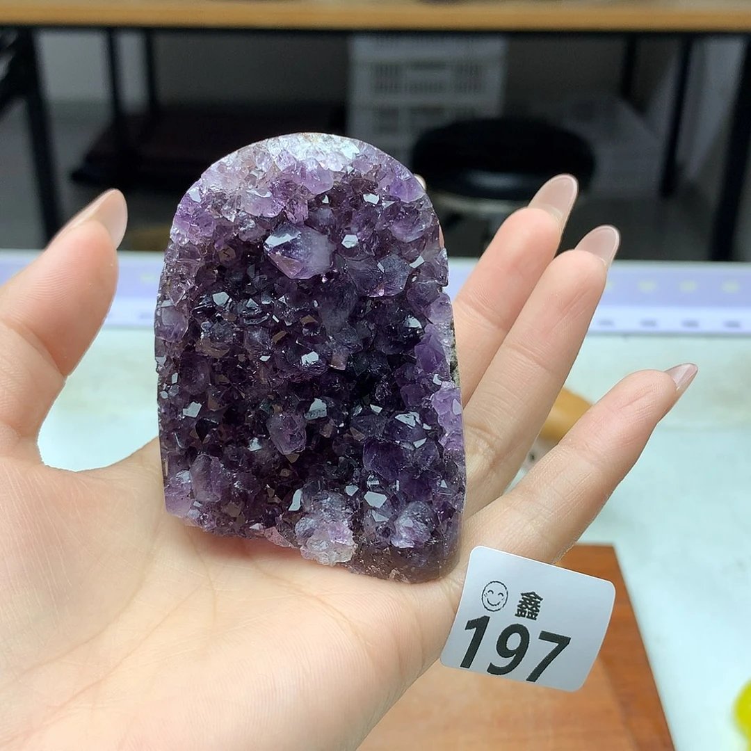 未镶嵌大型摆件（非配饰）水晶