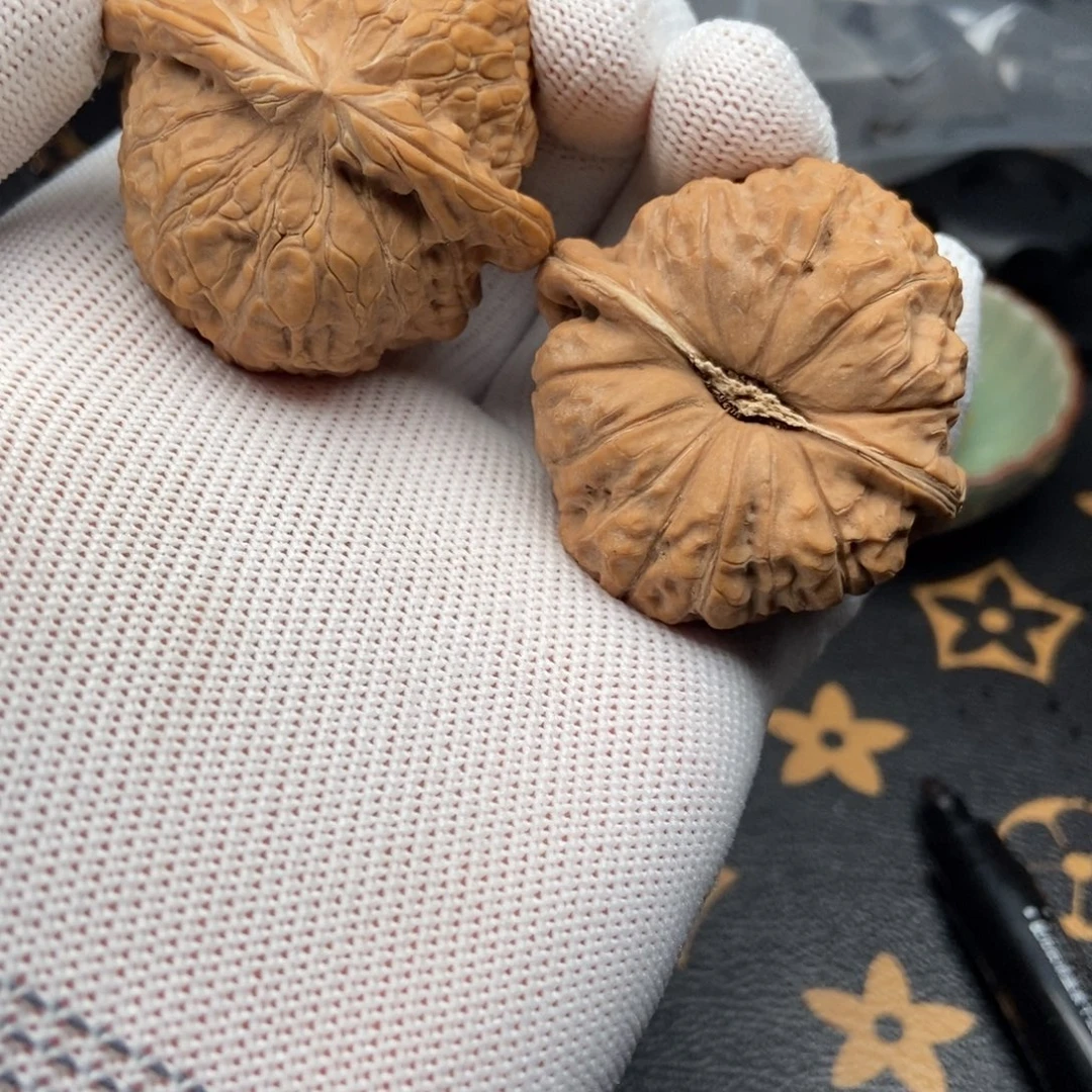 文玩核桃吊坠南瓜墩
