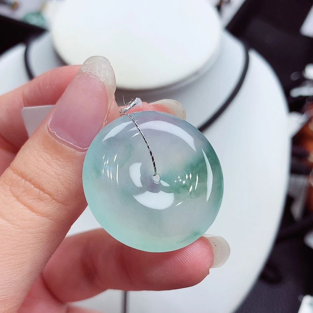 翡翠未镶嵌颈饰翡翠75，28.1/5.7