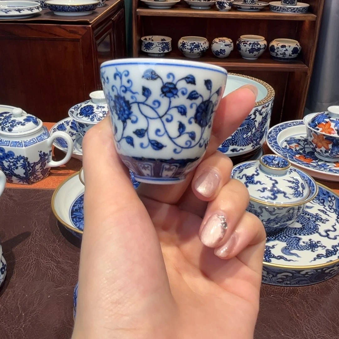 青花雯华堂手绘杯杯