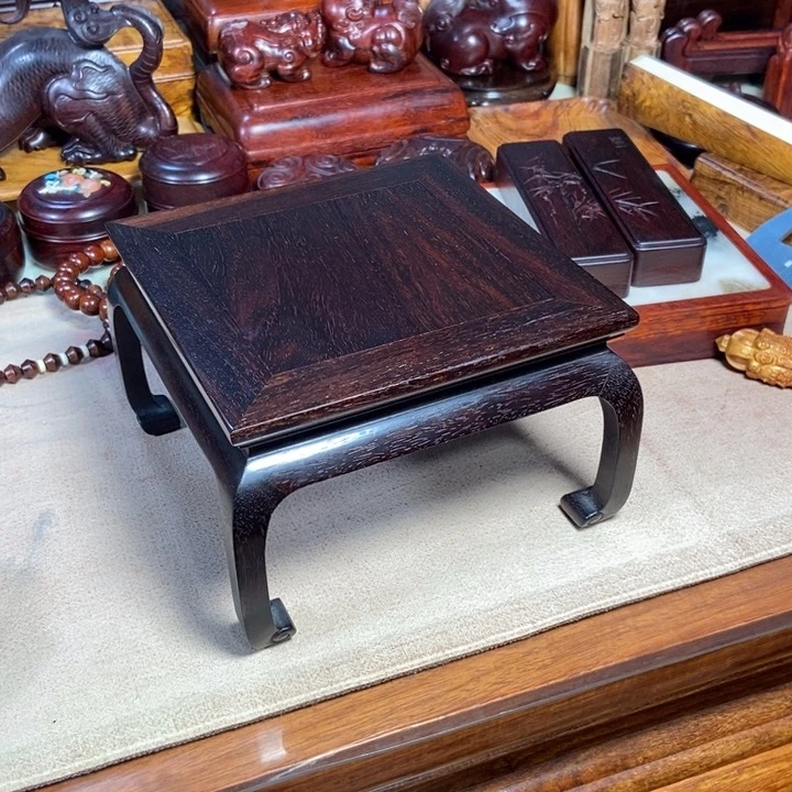 檀香紫檀（小叶紫檀）案几