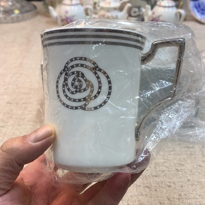 金瓷阁家的美丽瓷器