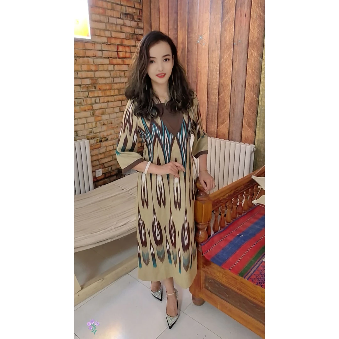 艾德莱斯时尚连衣裙