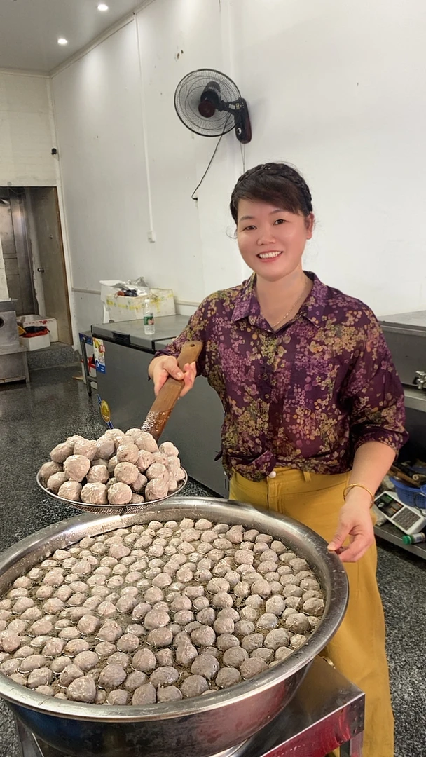 正宗黄牛大块黄牛肉随机部位