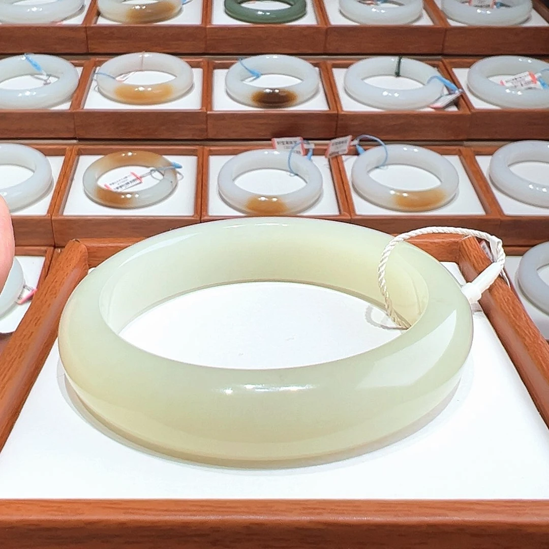 和田玉手镯57/58未镶嵌