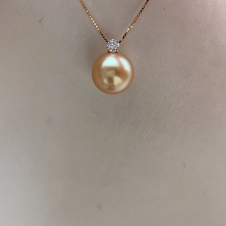 海水珍珠吊坠(赠链)18K金镶嵌11mm