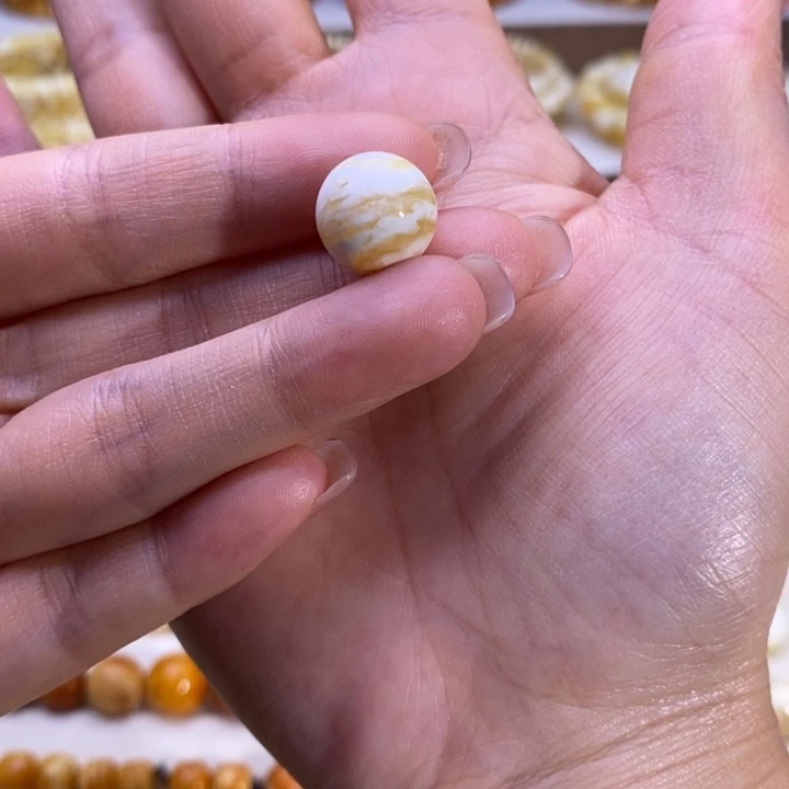 裸石琥珀未镶嵌12+虎皮圆珠