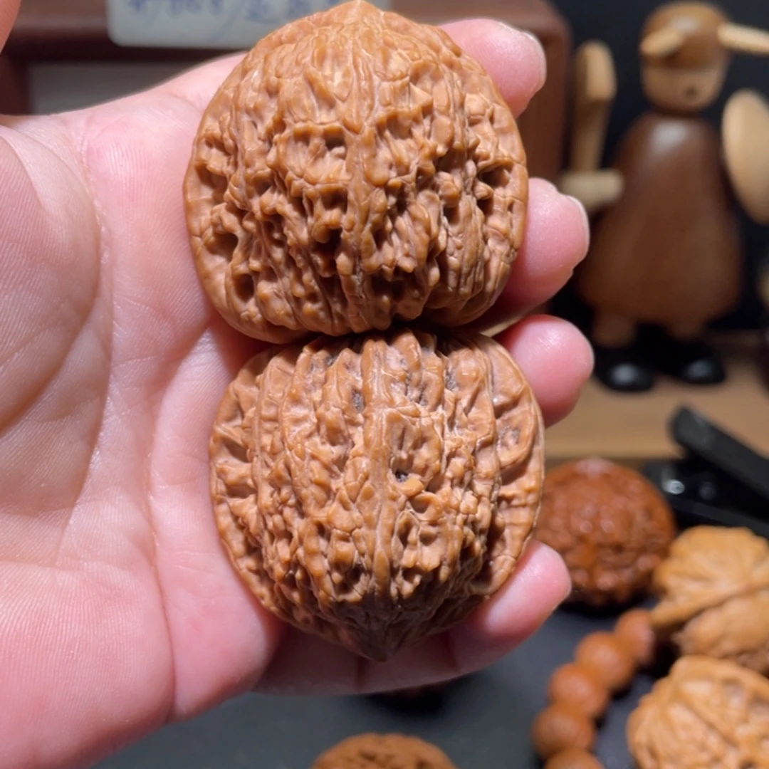 桃核吊坠平谷绣球狮子头