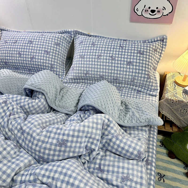 牛奶绒新款印花高克重豆豆绒夹棉床盖