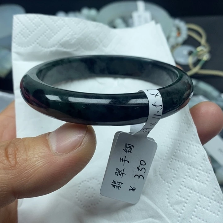 翡翠未镶嵌手镯翡翠手镯