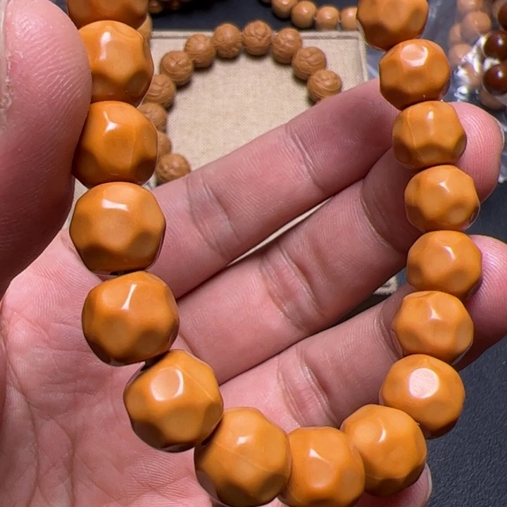 猴头核桃手串啦啦啦