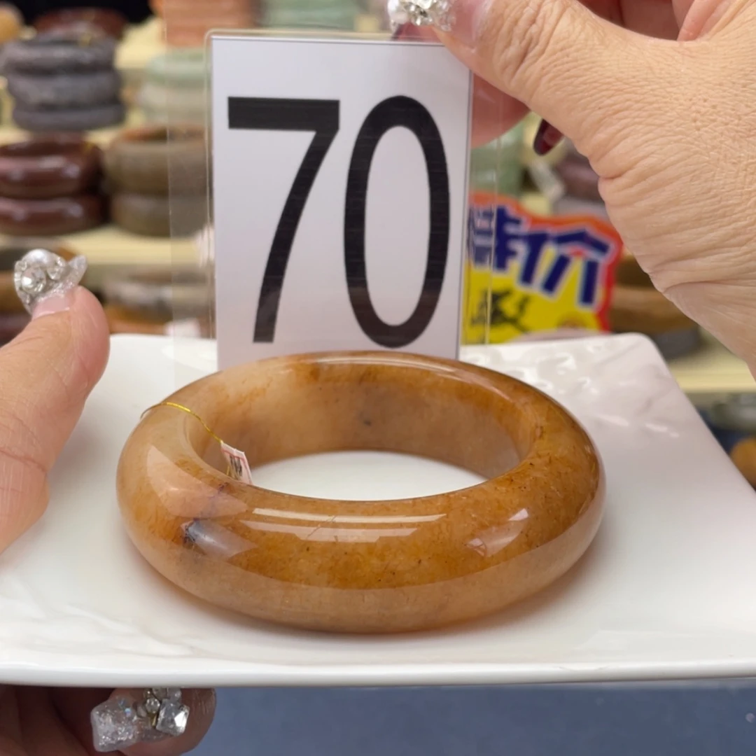 【闪购商品】石英质玉手镯未镶嵌