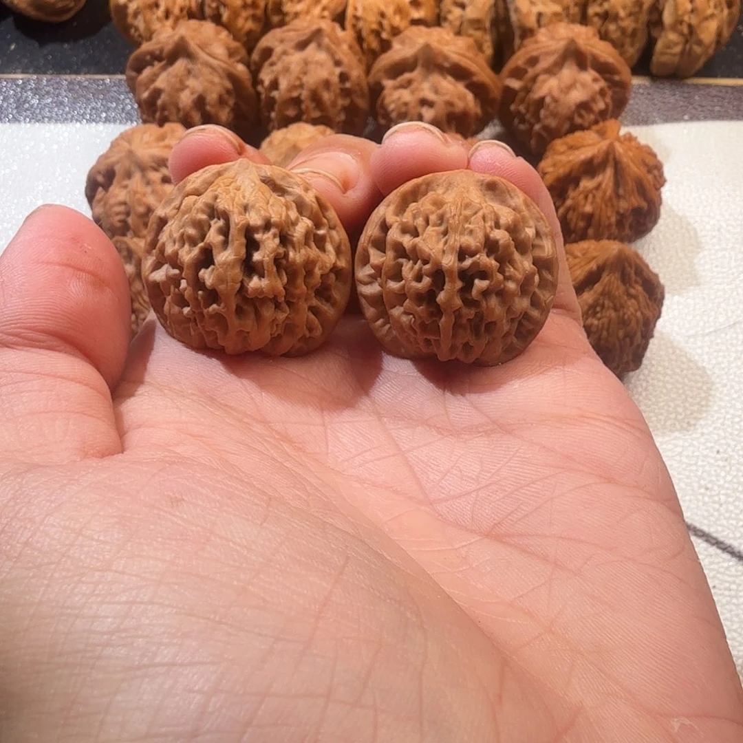 文玩核桃把件30秦闷