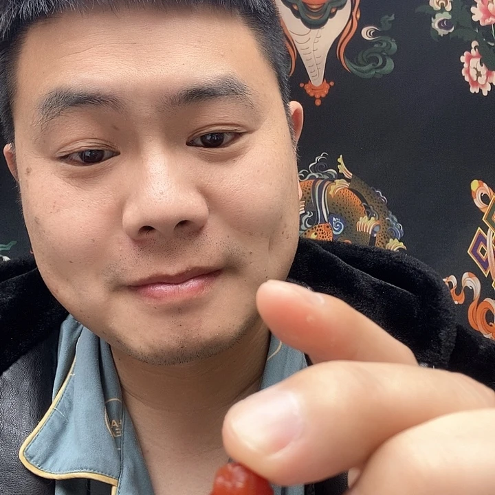 南红玛瑙珠宝奇石未镶嵌