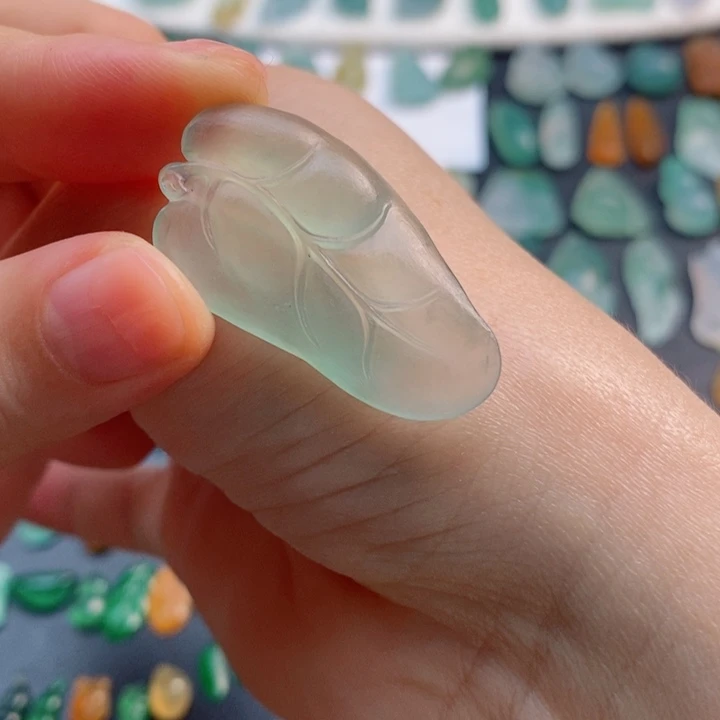 定制翡翠未镶嵌树叶
