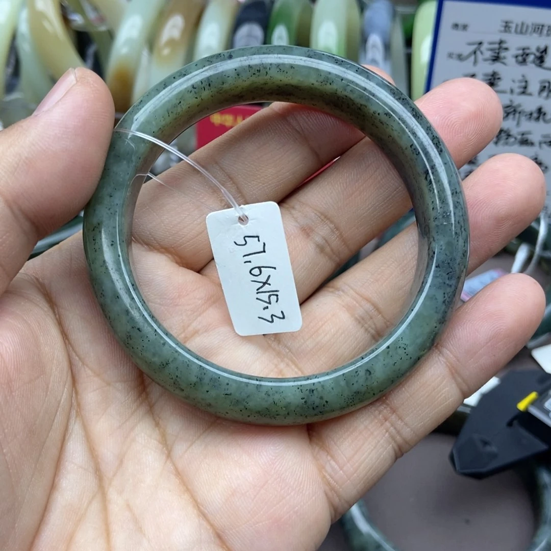 和田玉手镯未镶嵌咸*儿57