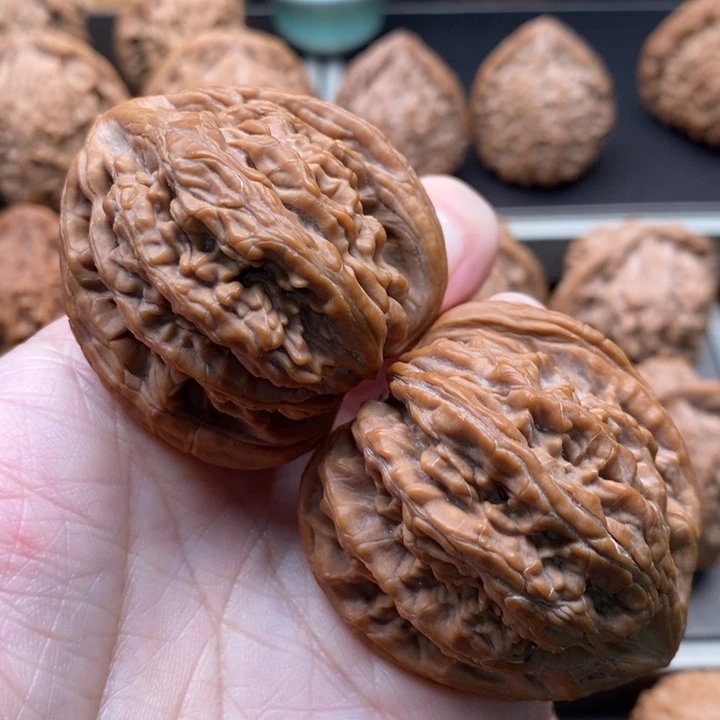 娇***孩吊坠文玩核桃虎头王