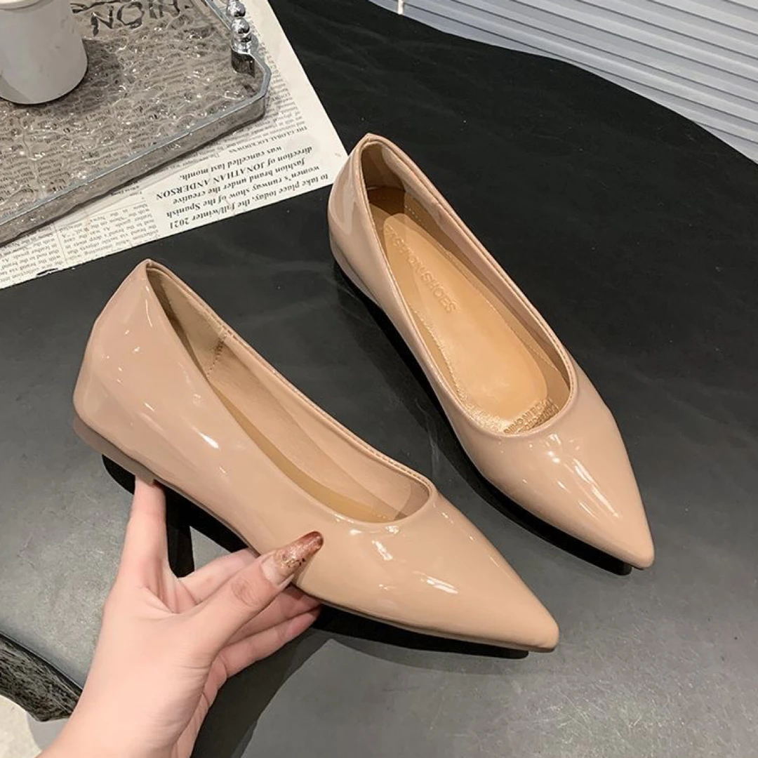 单鞋春秋尖头黑色浅口鞋法式软底平底浅口增高高跟