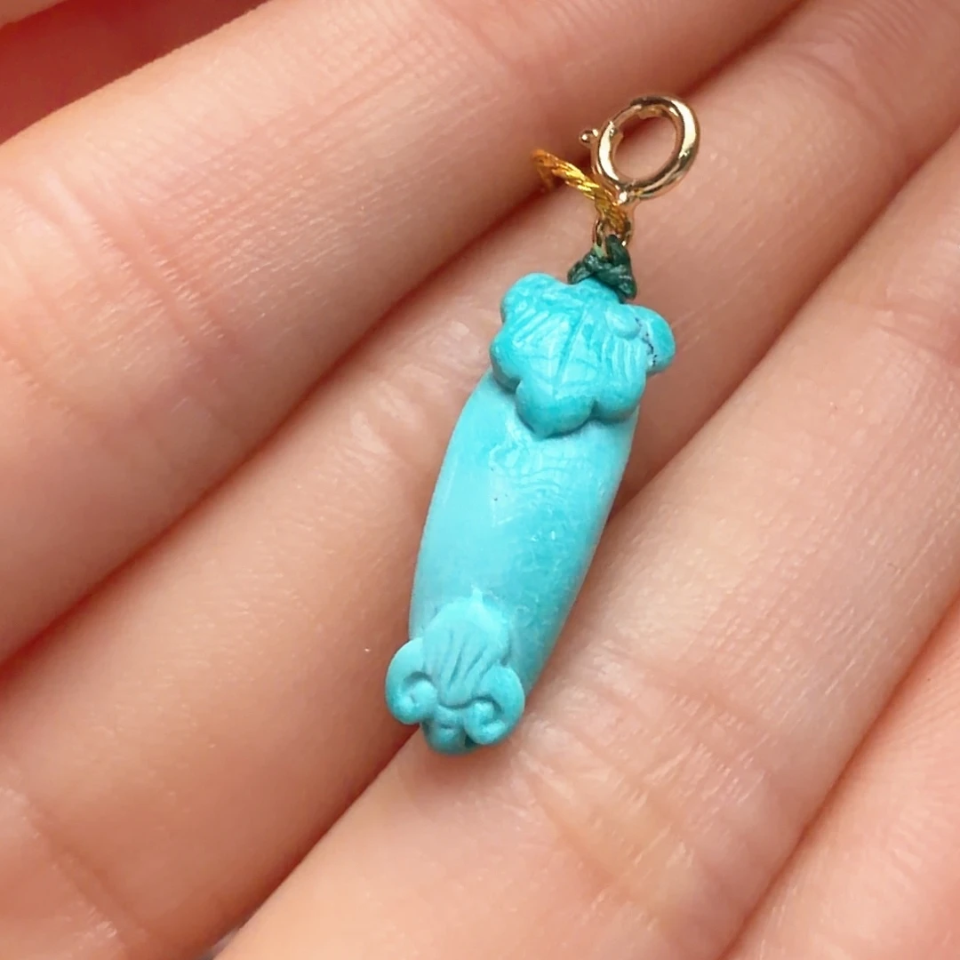 绿松石未镶嵌颈饰