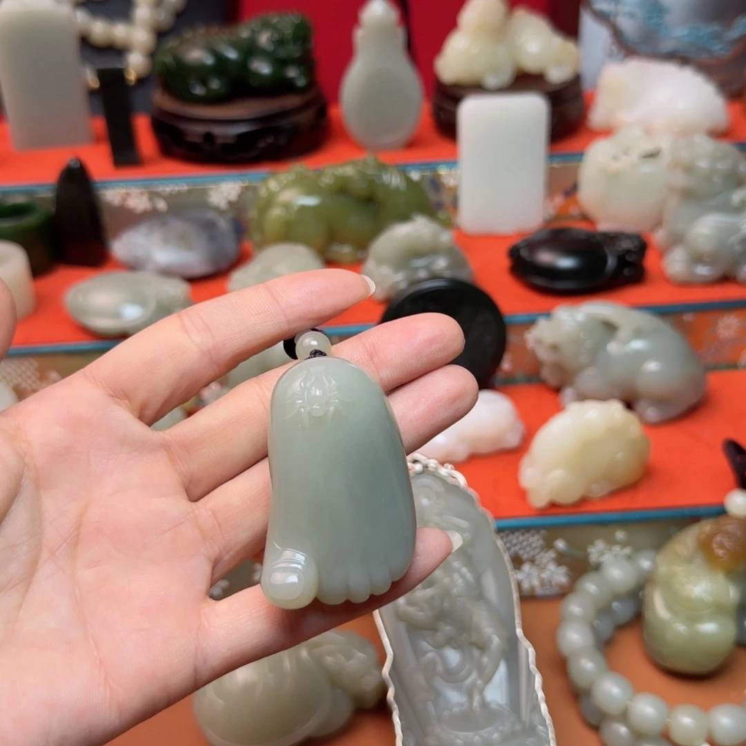 未镶嵌和田玉挂件