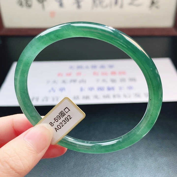 翡翠未镶嵌手镯翡翠手镯67