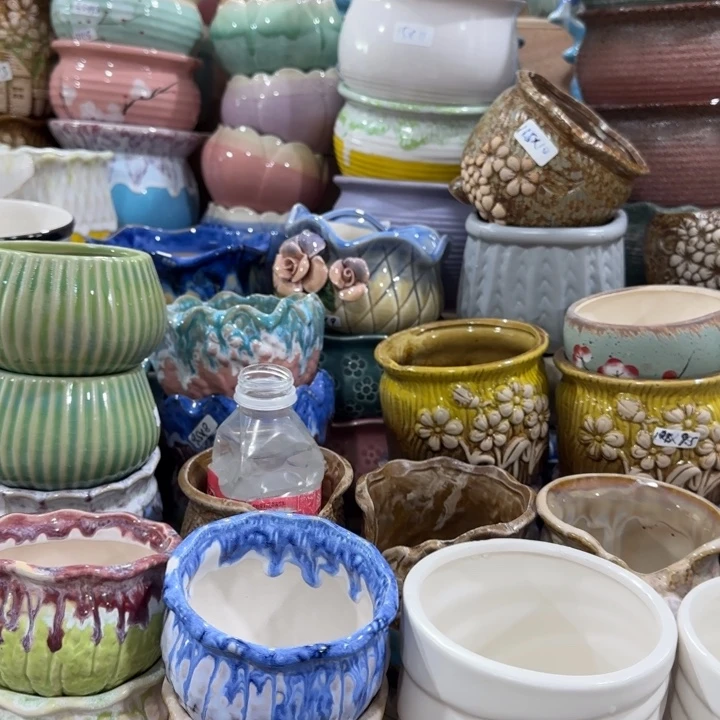 凑9块包邮，有孔，陶瓷花盆