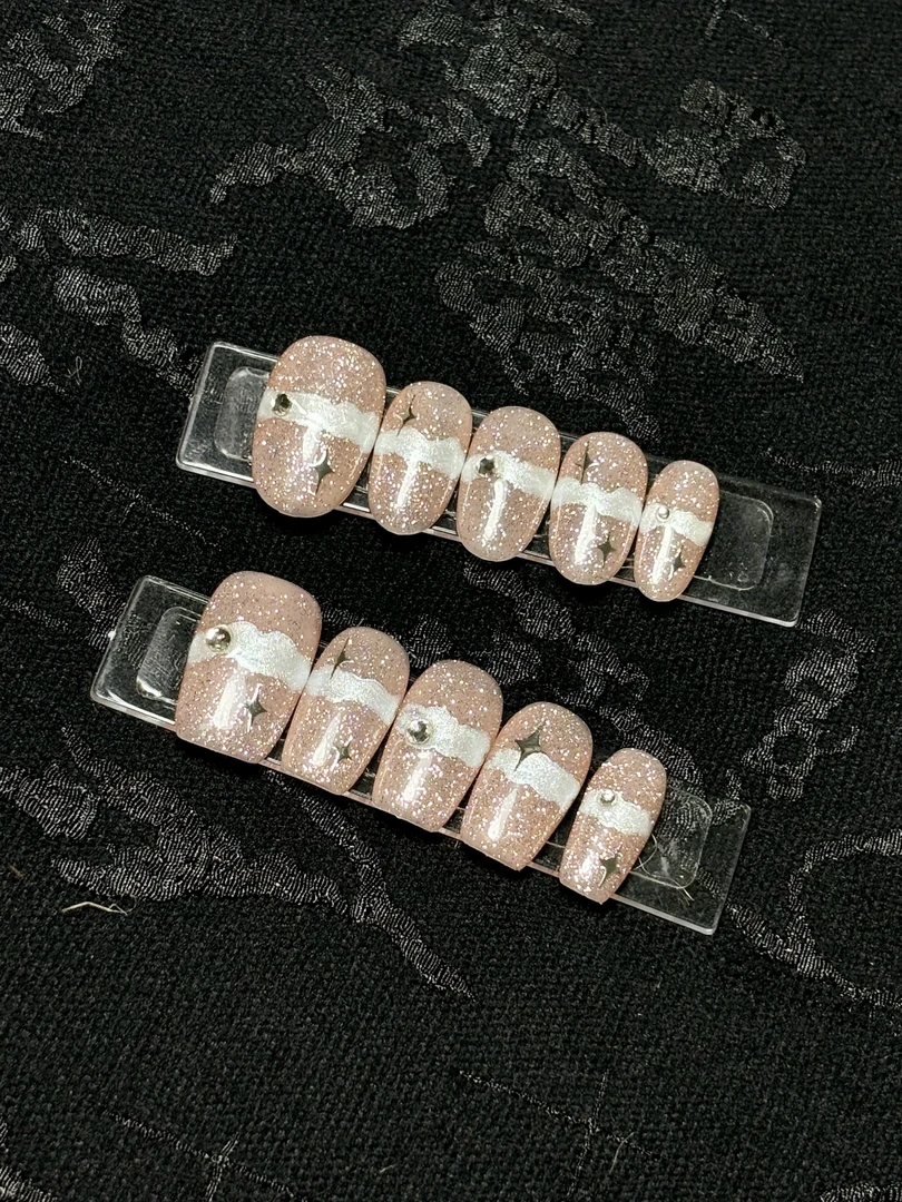 (好搭)短款裸色猫眼穿戴甲日常温柔气质显白百搭美甲贴片穿戴式