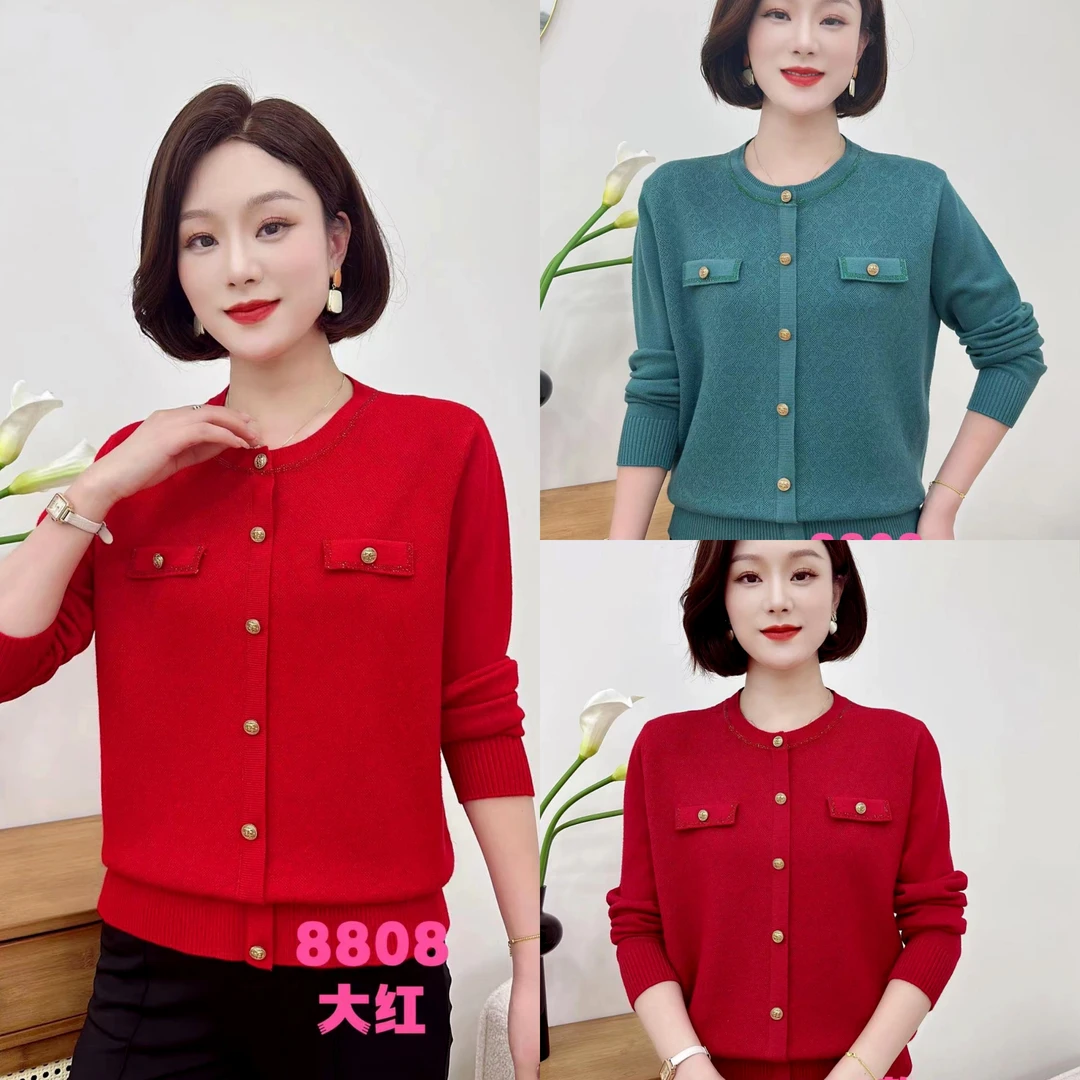 妈妈秋冬新款圆领针织长袖洋气小衫中老年女装