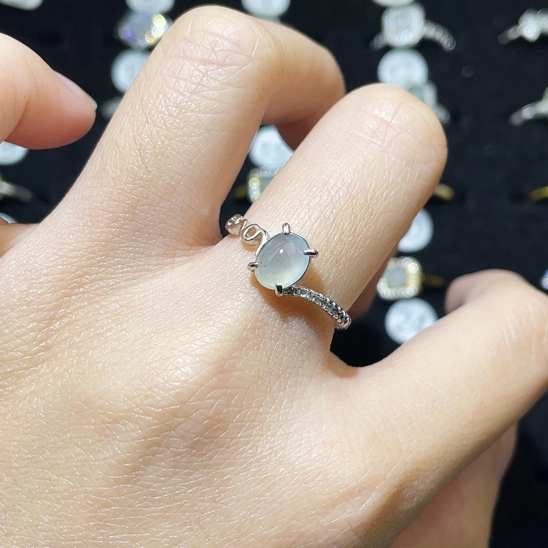 翡翠未镶嵌戒指戒指