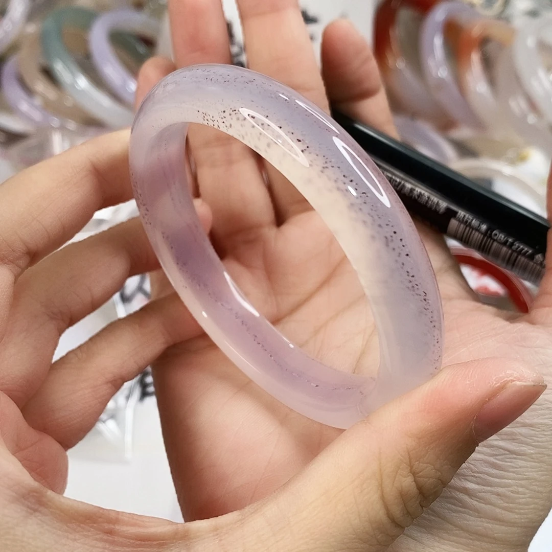 玛瑙/玉髓未镶嵌手镯A603。59圈