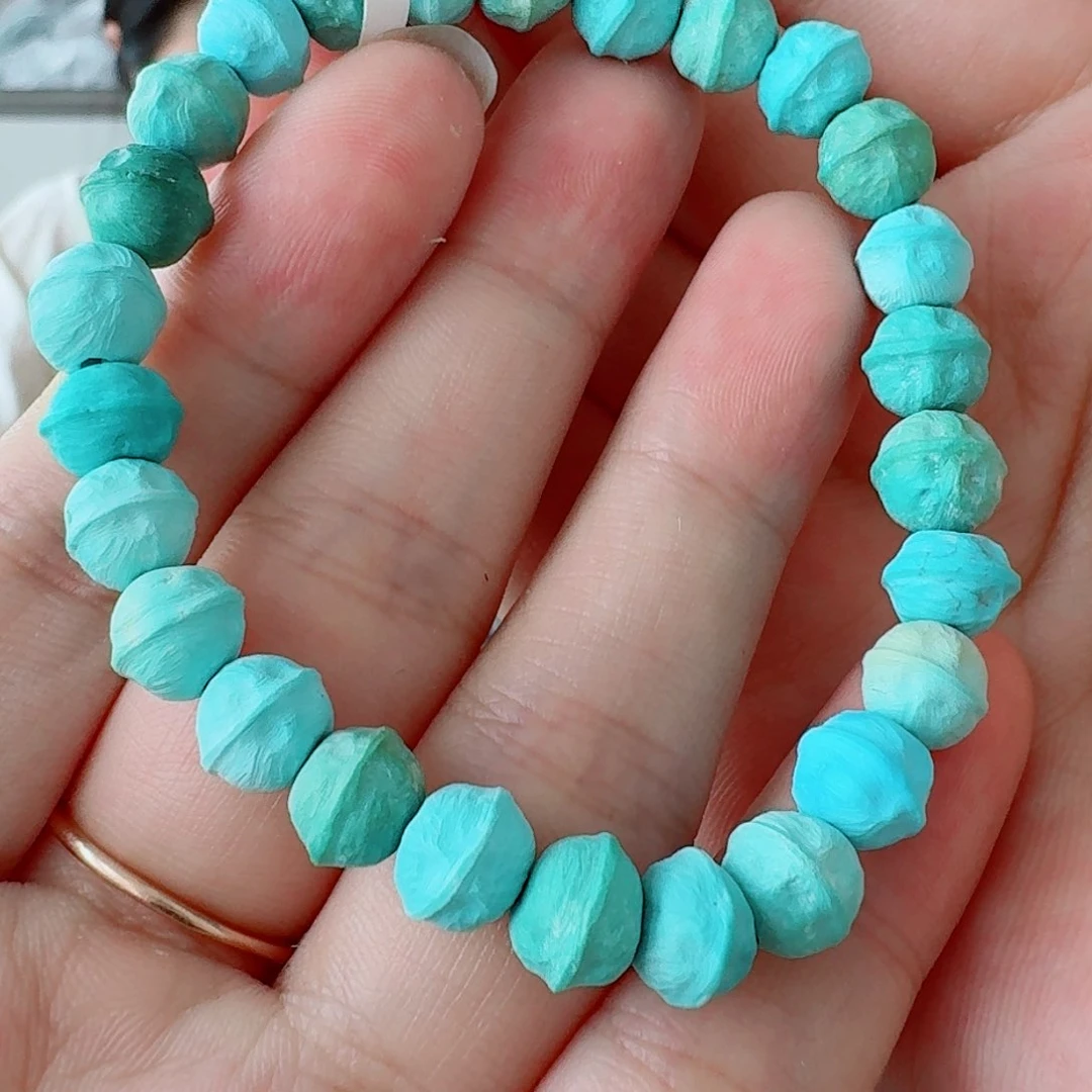 未镶嵌绿松石珠宝奇石