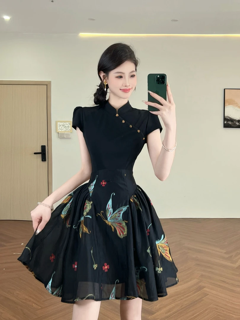 周子仪黑色新中式连衣裙女夏季2025年新款气质印花小个子裙子