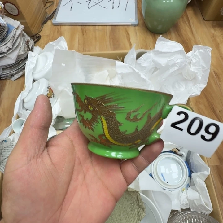 瓷片工艺品摆件瓷器摆件正能量