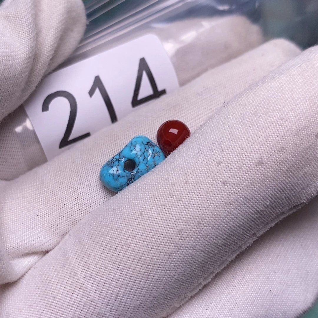南红玛瑙未镶嵌珠宝奇石