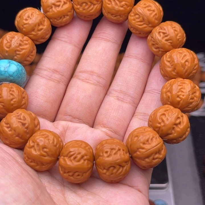 猴头核桃吊坠18麻花串绿