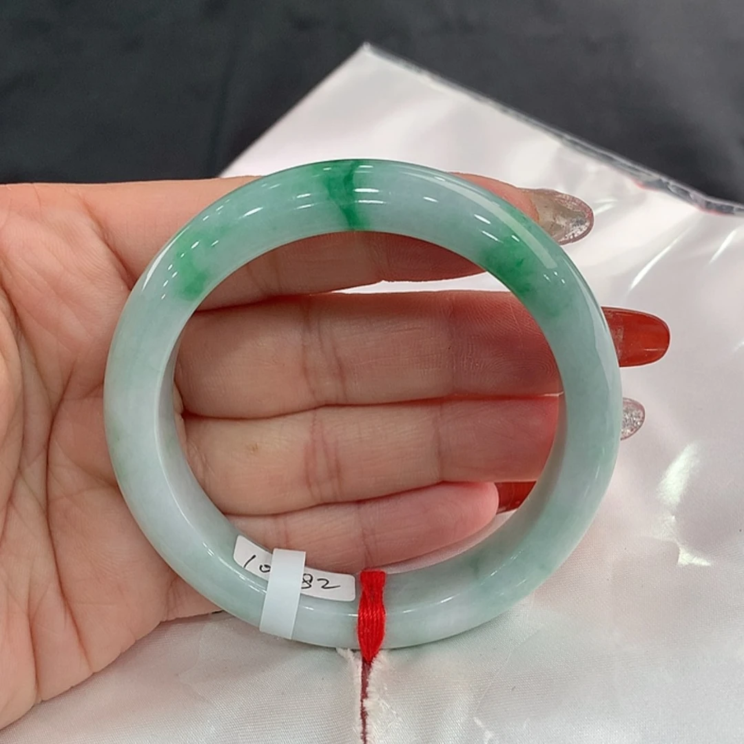 【闪购商品】翡翠手镯未镶嵌56.7，56/57