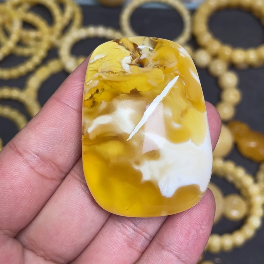 蜜蜡未镶嵌裸石蜜蜡平安无事牌