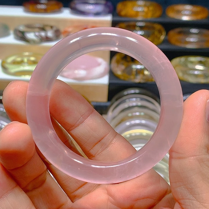 水晶手镯未镶嵌天然粉水晶手镯51圈口