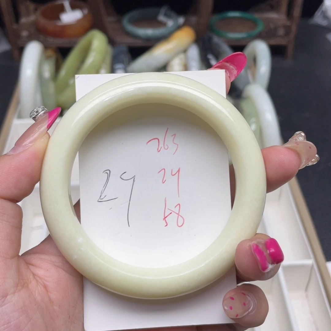 未镶嵌蛇纹石玉手镯