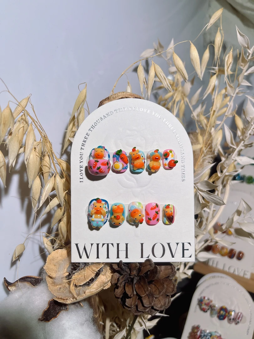 《水豚噜噜》董董纯手工长款穿戴甲显白新款美甲立体纯手工