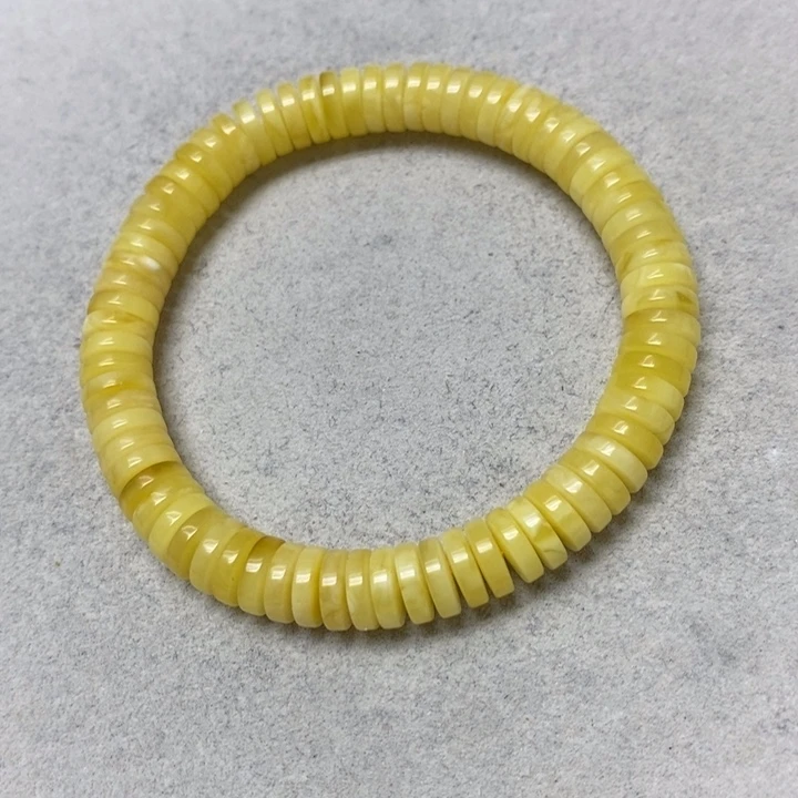 蜜蜡未镶嵌裸石串