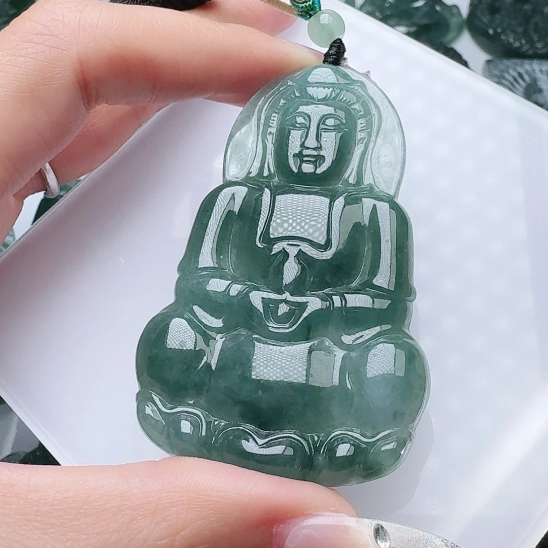 翡翠未镶嵌颈饰111