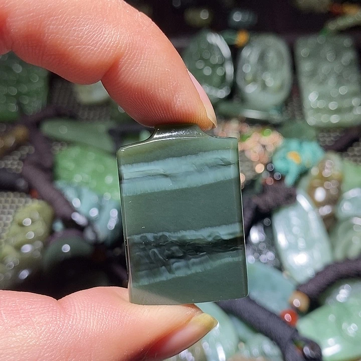 和田玉（糖玉）未镶嵌吊坠(不含链)