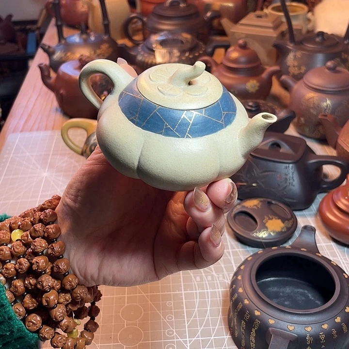 紫砂茶壶工艺师白段金丝镶嵌