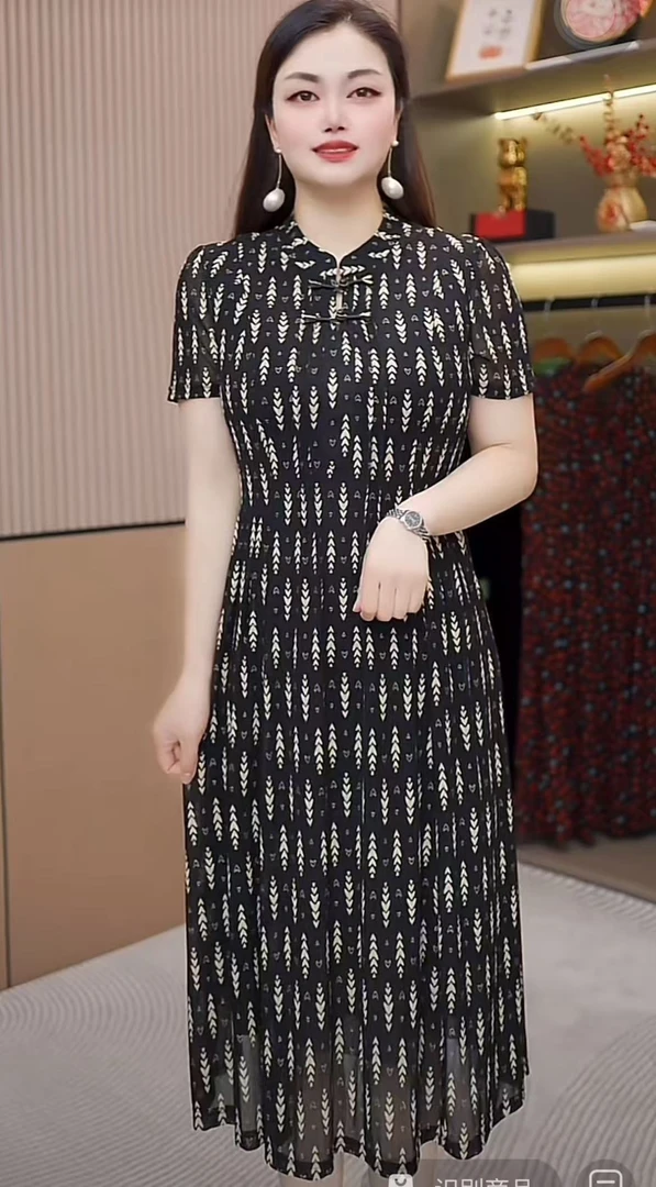 中年妈妈双层网纱连衣裙2025新款夏季中老年女装洋气台湾沙裙子