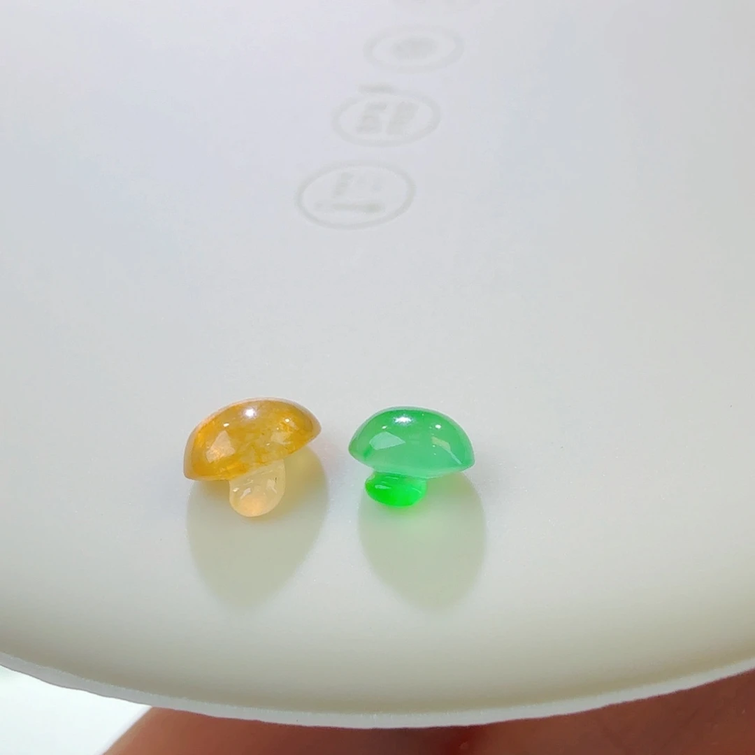翡翠裸石炸光蘑菇一对