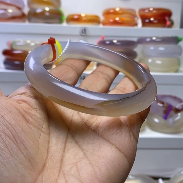 玛瑙/玉髓手镯未镶嵌用****5圈口66.8