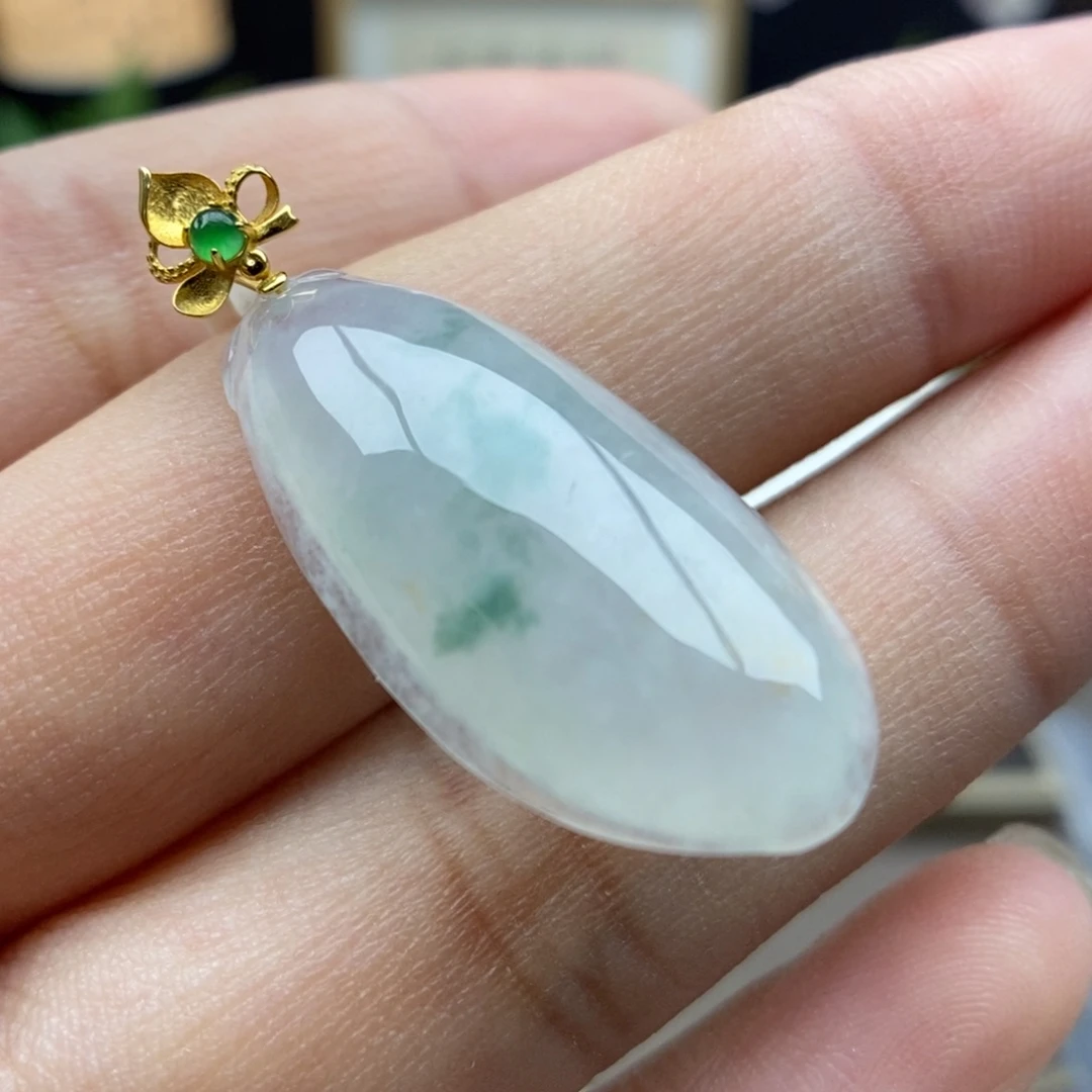 翡翠18K金镶嵌颈饰吊坠71