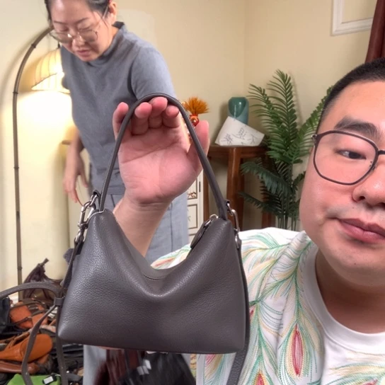 进口头层牛皮女包