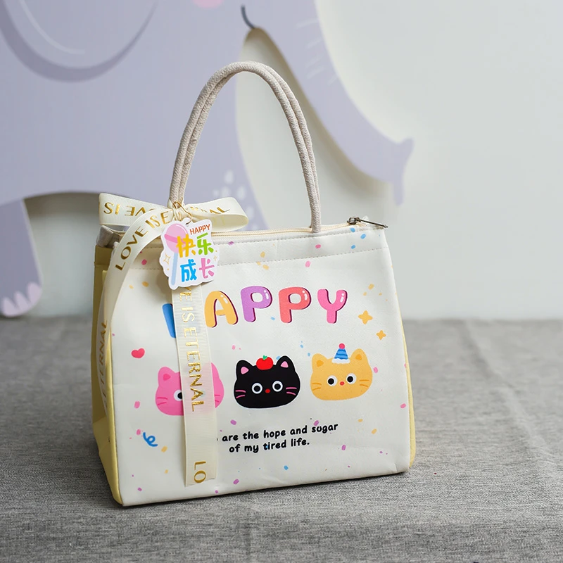 幼儿园小朋友生日伴手礼奖品儿童节全班分享玩具礼包实用保温礼袋